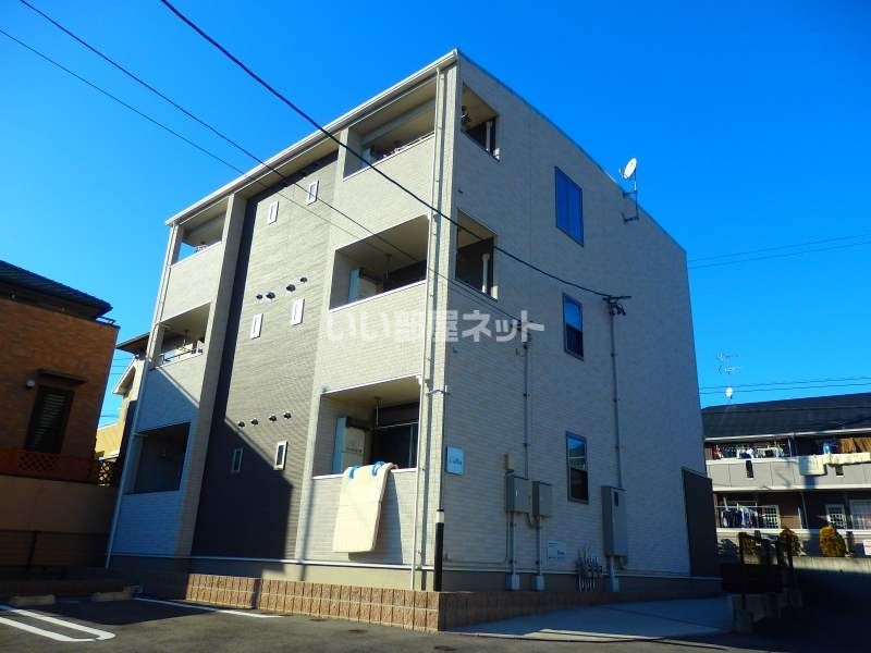 ラルバの外観画像