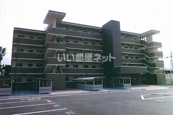 スカイラーク菊池の外観画像