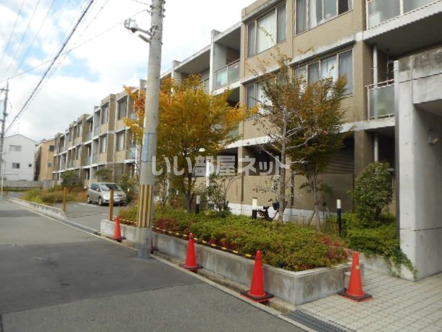 WEST1の外観画像