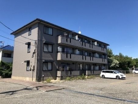 ロイヤルガーデン Bの外観画像