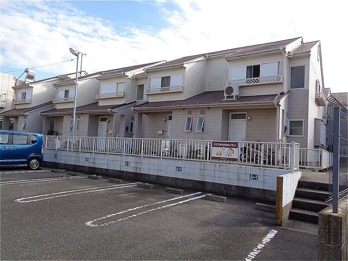 長浦駅前ハイツ Bの外観画像