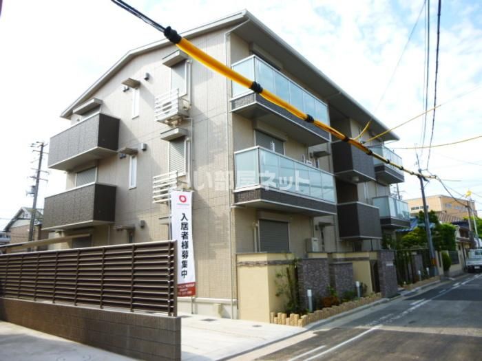 ルミエール中向陽 弐番館の外観画像