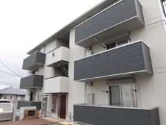 サン ベルナールの外観画像