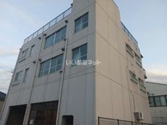 下河内ビルの外観画像
