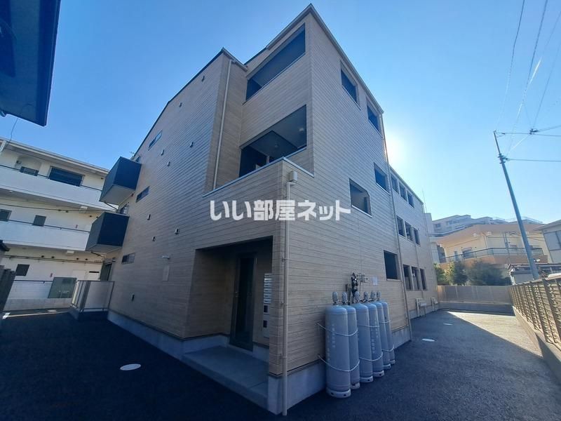 Crestの外観画像