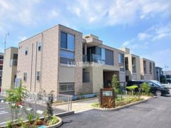 メル ヴァンベールの外観画像