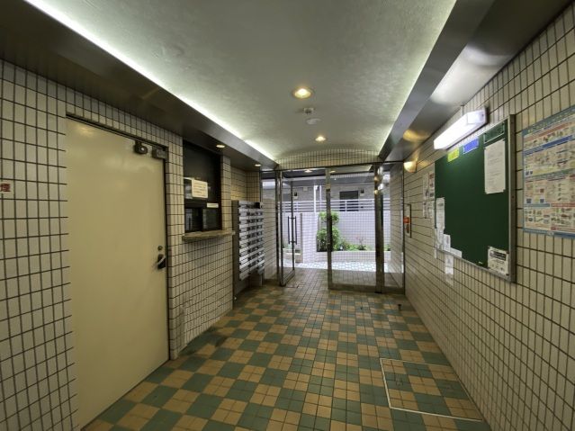 ロビー