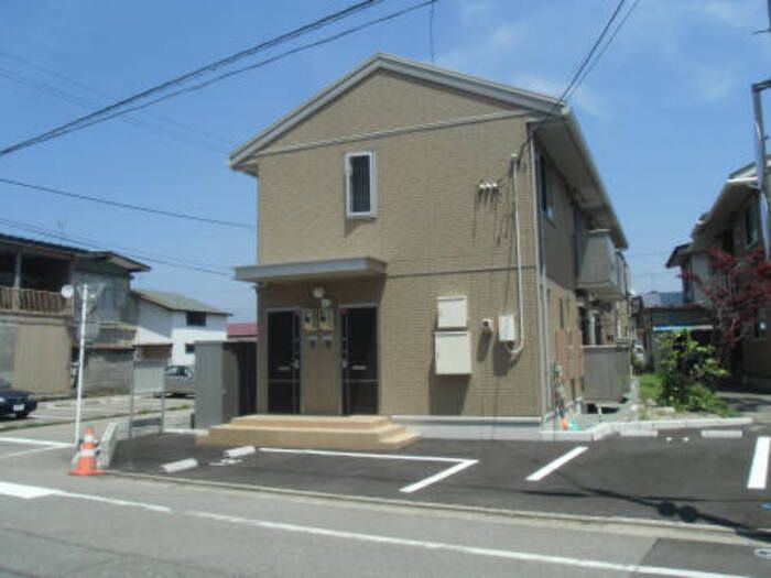 コンフォール土崎の外観画像