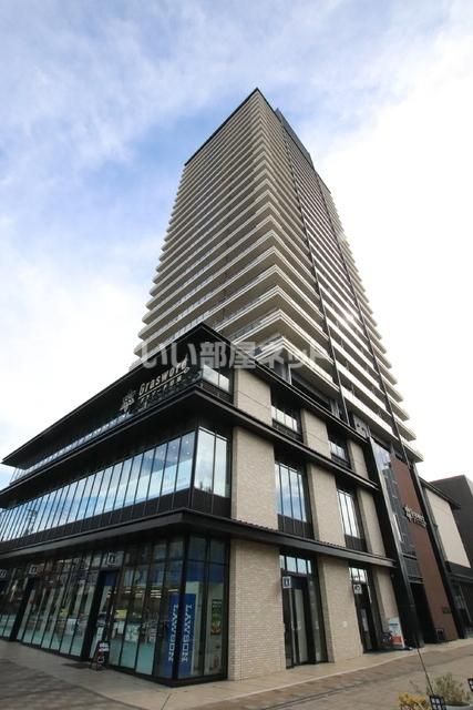 マークス・アネシスタワー草薙の外観画像