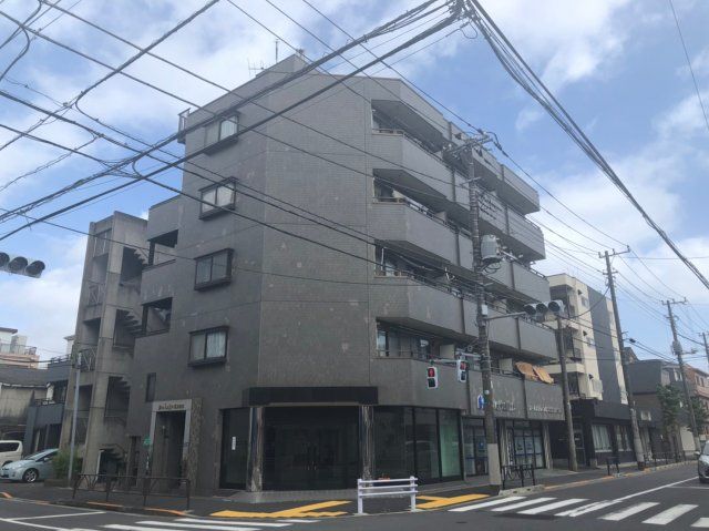 デルフォカーサトーアの外観画像