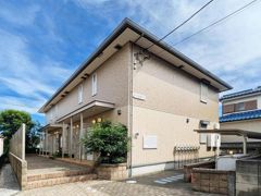 ザーパト・ポーリェの外観画像