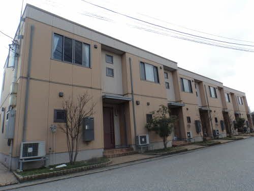 エル ファミリオ駅南の外観画像