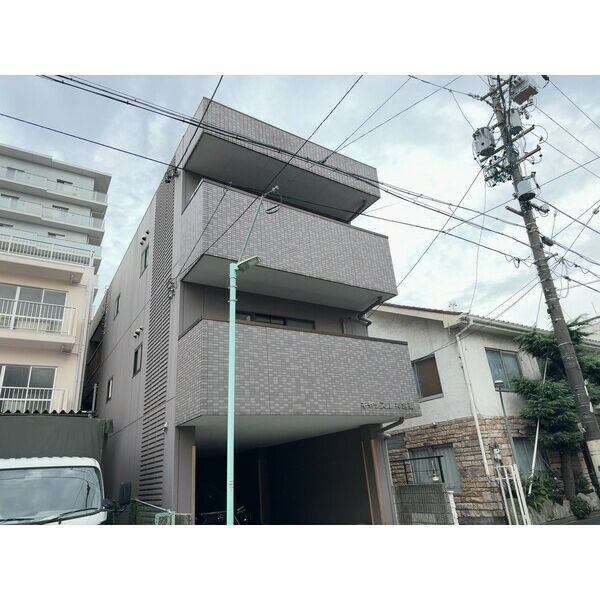 キャッスル神宮東の外観画像