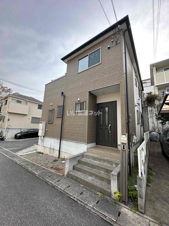 舞子坂4丁目戸建の外観画像