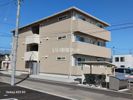 トリシア横町EASTの外観