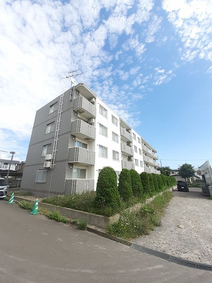 カスティーユ美原の外観画像