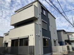 アルカディアの外観画像