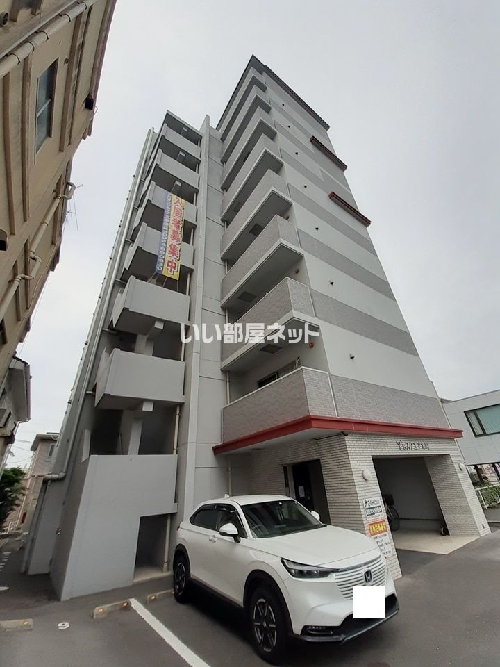 Y‘sスクエア本町の外観画像