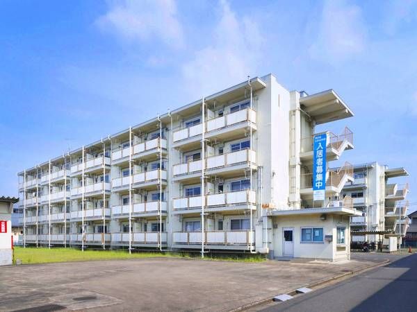 ビレッジハウス西条1号棟の外観画像