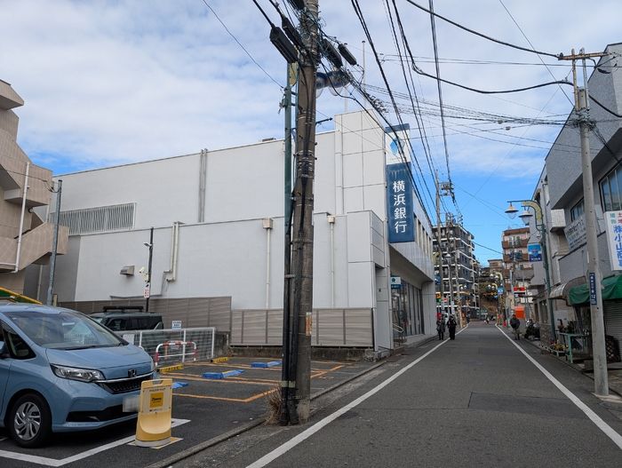 近くに施設あり