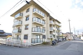 尾勝山ハイツの外観画像