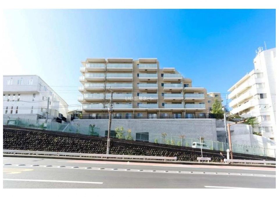 日神パレステージ山手石川町の外観画像