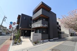 D-ROYAL中央 EASTの外観画像