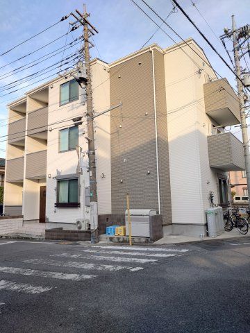 フェリチータ越谷の外観画像