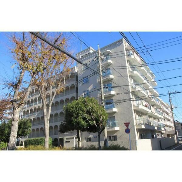 集成第2マンションの外観画像