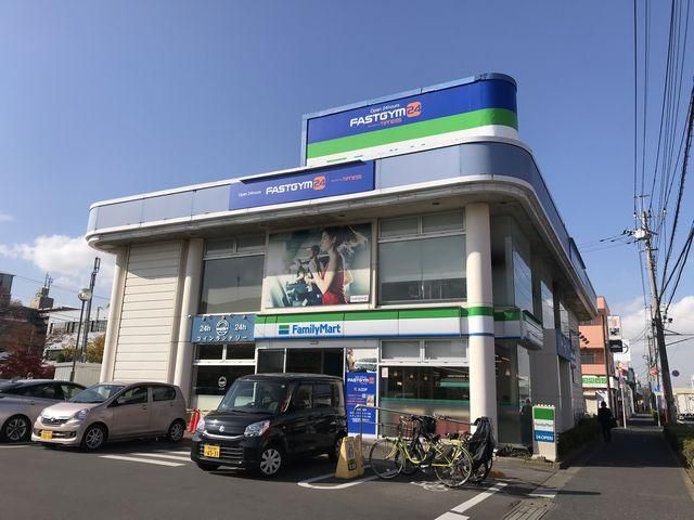 近くに施設あり