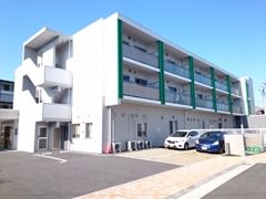 パイン ガーデン イケダの外観画像