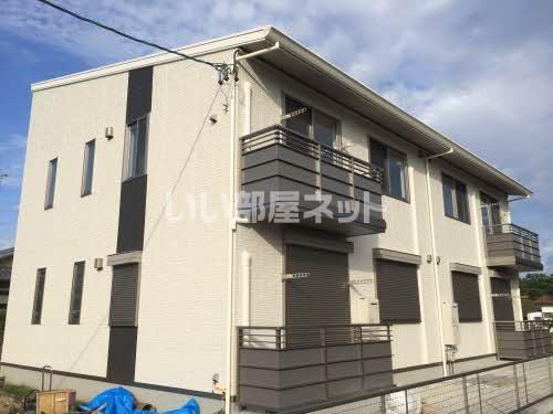 麗(うらら)の外観画像