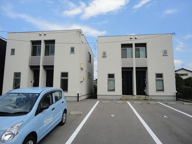 White square(安養坊)の外観画像