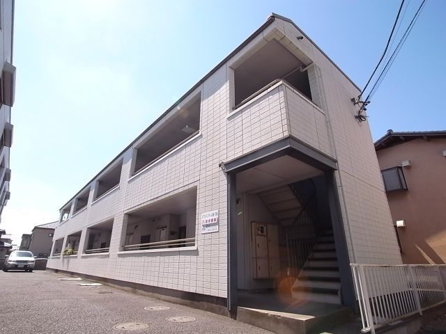 ホワイトシティB棟の外観画像