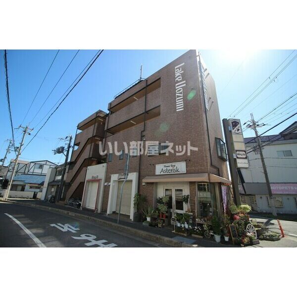 レーク魚住の外観画像