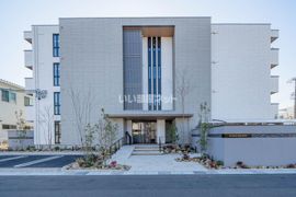 シャーメゾンステージ茜部本郷の外観画像