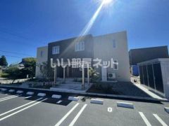 シャーメゾンリプラス下野田の外観画像