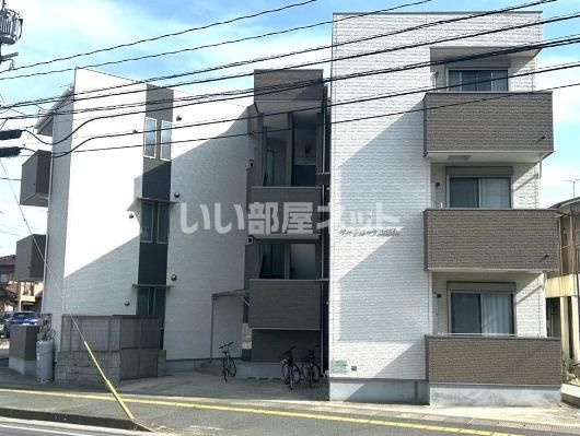 ワードローブ次郎丸の外観画像