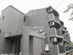アースマーシーマンションの外観画像