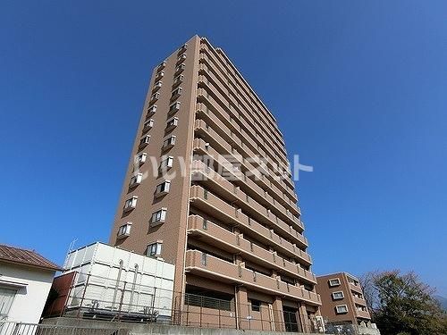 ライオンズマンション石手川公園の外観画像
