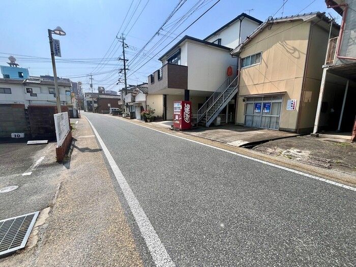 近くに施設あり