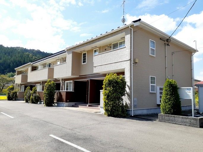 クリスタルシュトラーセ Ⅲの外観画像