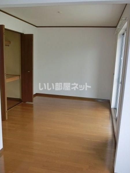 ベッドルーム