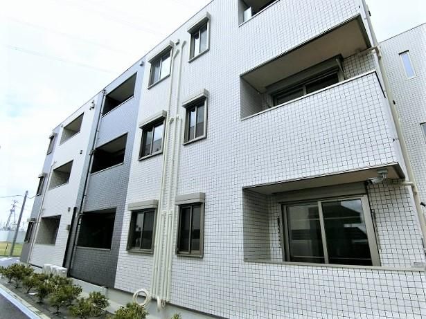 Y・ノヴェル A棟の外観画像