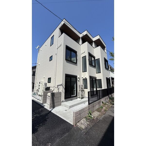 サンハイツもえぎ (渋谷区笹塚3丁目)の外観画像
