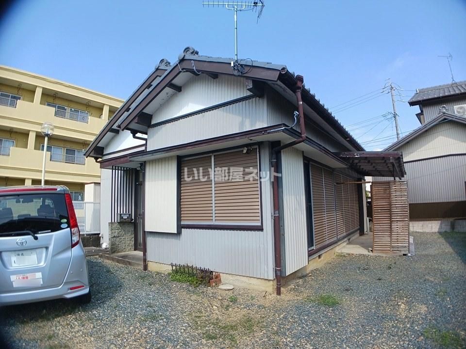 牛川町西郷貸家の外観画像