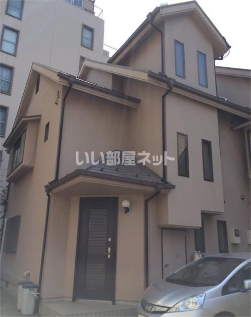 下馬6丁目テラスの外観画像