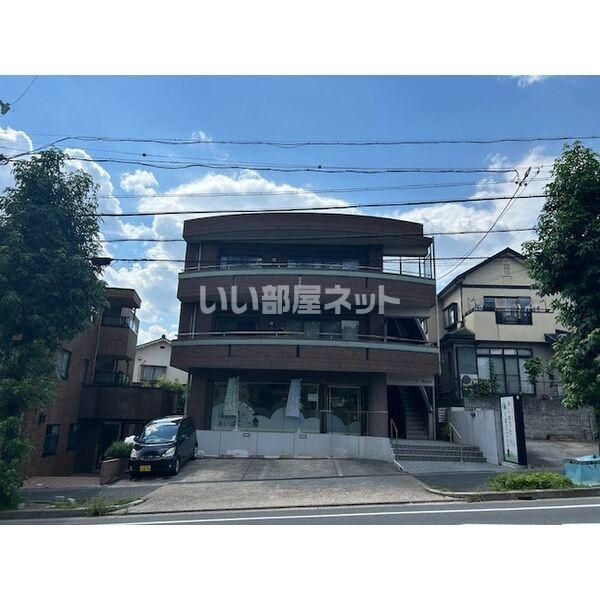 ビェンナーレ滝の水の外観画像