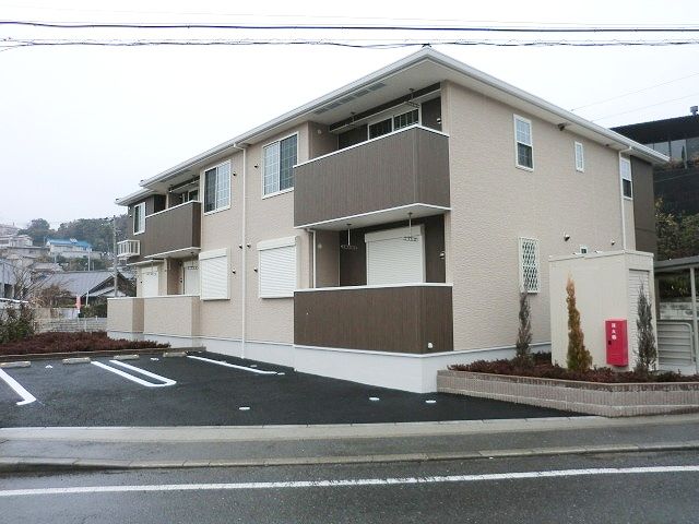 ガーデンヒル葉山Aの外観画像