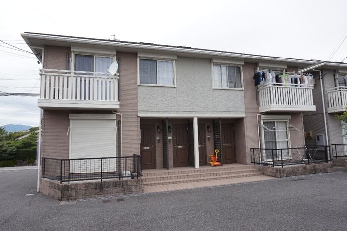 メープル・クロス・タカツカ Ⅰ番館の外観画像